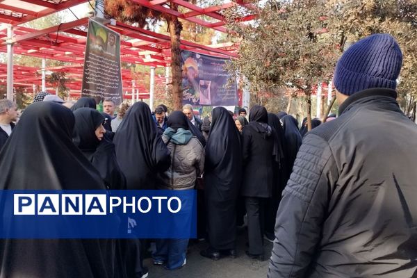 تجدید عهد با شهدا 