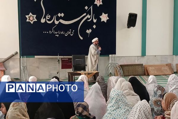 جلسه پرسش و پاسخ معنوی در اعتکاف