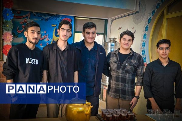 طنین نوای عشق و عزا؛ مراسم عزاداری دهه دوم فاطمیه در مدارس بهارستان‌دو