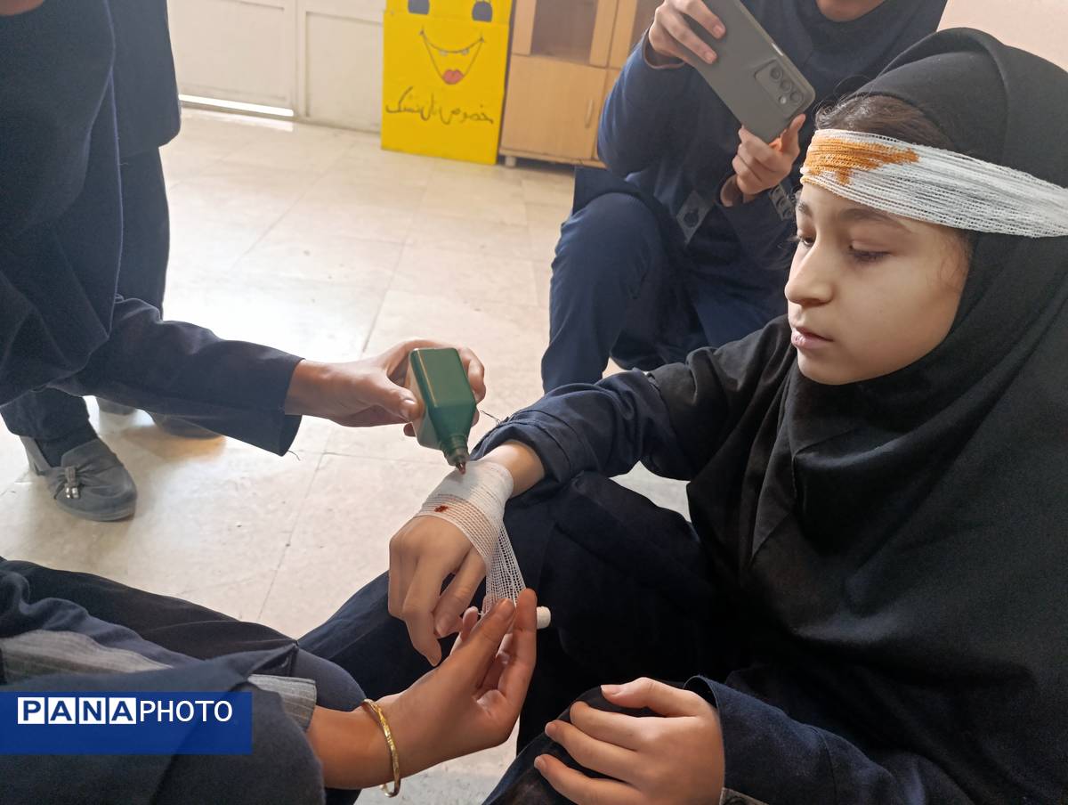 بیست‌وهفتمین مانور سراسری زلزله و ایمنی در دبیرستان میرزا جعفر سروقد