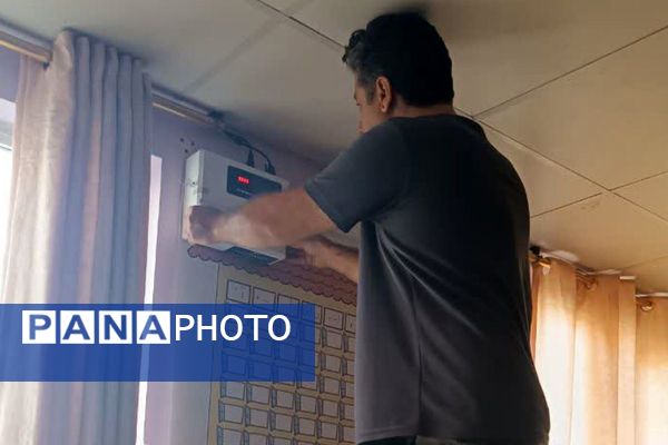 نصب و راه‌اندازی سیستم هوشمند وایرلس در دبستان علامه طباطبایی پیشوا با حضور مسئولان و امام‌جمعه