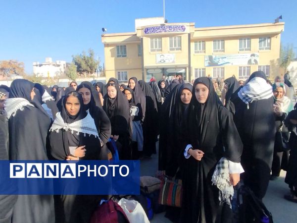 اعزام دانش‌آموزان دبیرستان‌های دخترانه شهرستان شیروان دوره متوسطه دوم به اردوری راهیان نور مناطق جنوب کشور