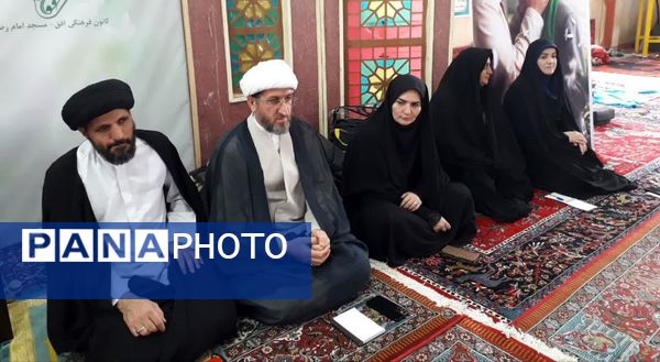  مراسم معنوی اعتکاف و تجلیل از پدران شهید در الشتر و فیروزآباد