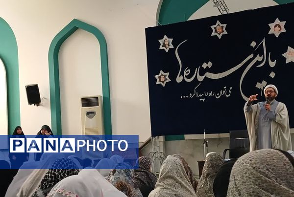 جلسه پرسش و پاسخ معنوی در اعتکاف