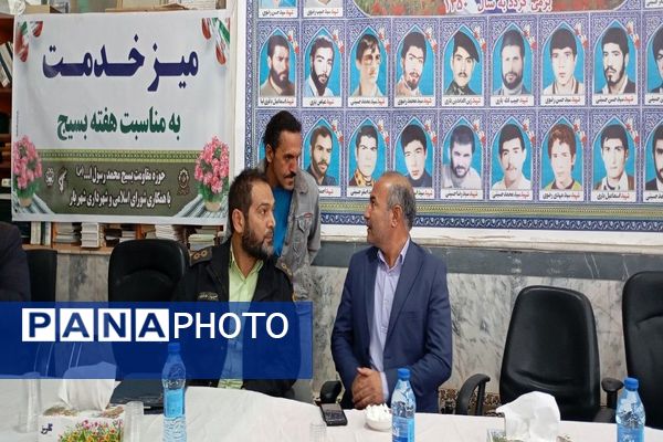 میز خدمت در مسجد جامع شهر بار نیشابور