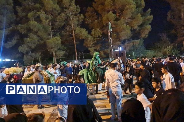 شهر پیشوا غرق در شور حسینی؛ طنین لبیک یا حسین در کوچه‌پس‌کوچه‌های دیار عاشقان