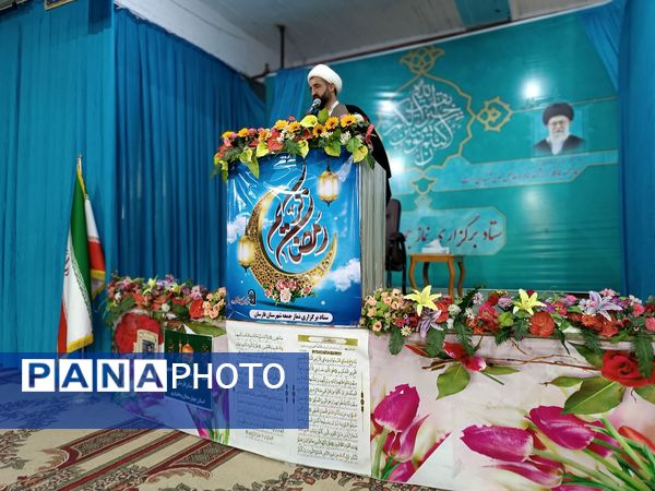 تجلیل از حافظ کل قرآن، مدد جوی روشن دل در نماز جمعه