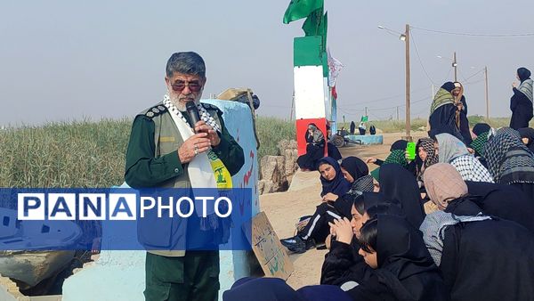 کاروان‌ دانش‌آموزی دختران در راهیان نور یادمان شهدای شلمچه