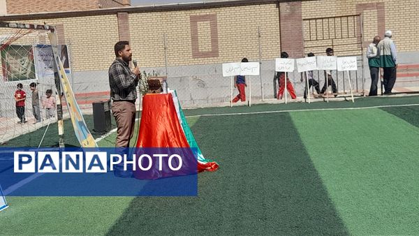 آیین افتتاحیه «میدان پویا» با محوریت خانواده پویا و ورزش پدر و پسری در فیروزکوه