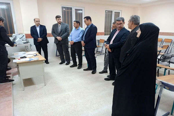 بازدید ناظران وزارتی و مدیرکل آموزش و پرورش استان بوشهر از حوزه ارزیابی آزمون استخدامی استان بوشهر