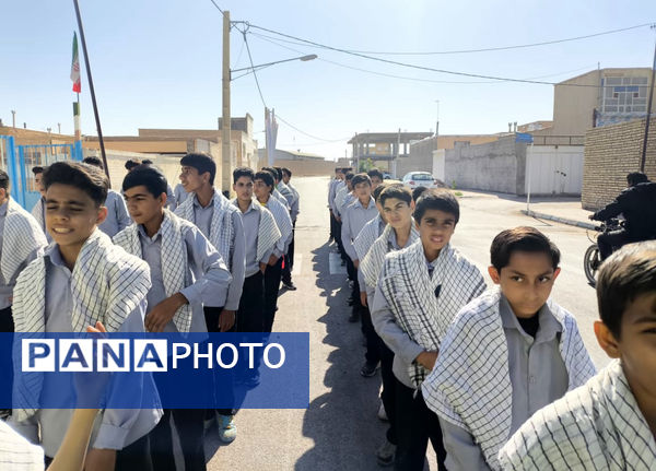 حضور پرشور دانش‌آموزان مدارس خاتم در راهپیمایی ۱۳ آبان 