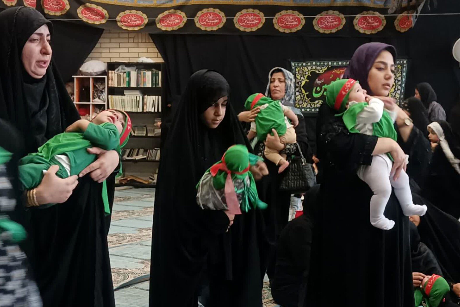 همایش شیرخوارگان حسینی، لاله‌های سرخ در آغوش مادران