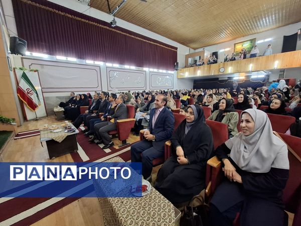 گرامیداشت روز مادر مدرسه دخترانه ۱۷ شهریور 