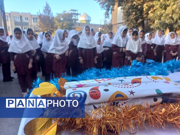 جلسه توجیهی  سفیران سلامت دبستان دخترانه شطیطه۲