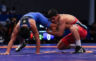 حاج‌مولا‌محمدی با شکست کشتی‌گیر هندی به مدال طلا رسید