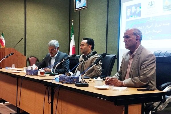 تمام ظرفیت شهرستان ها باید در خدمت اداره آموزش و پرورش قرار گیرد