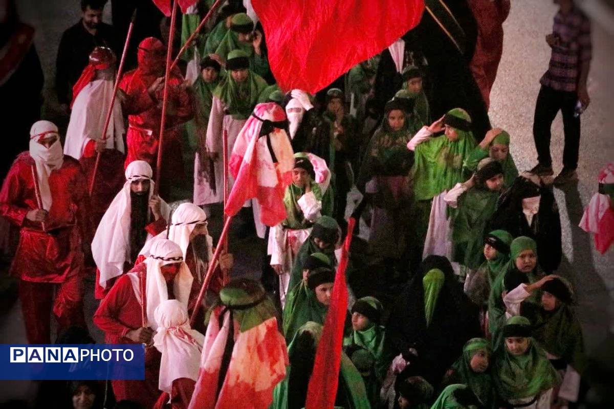 در سایه‌ درد و مهرکاروان اسرا نماد پیروزی بر ظلم و ستم