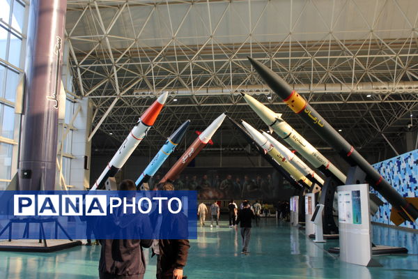 حضور دانش‌آموزان بندپی شرقی در راهیان نور و بازدید از نمایشگاه هوافضا سپاه پاسداران تهران