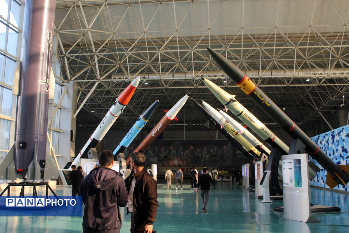 حضور دانش‌آموزان بندپی شرقی در راهیان نور و بازدید از نمایشگاه هوافضا سپاه پاسداران تهران