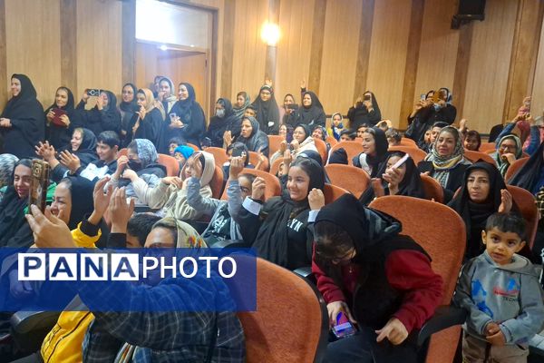 جشن میلاد امیرالمؤمنین (ع) در کانون فرهنگی و تربیتی حضرت زینب (س)