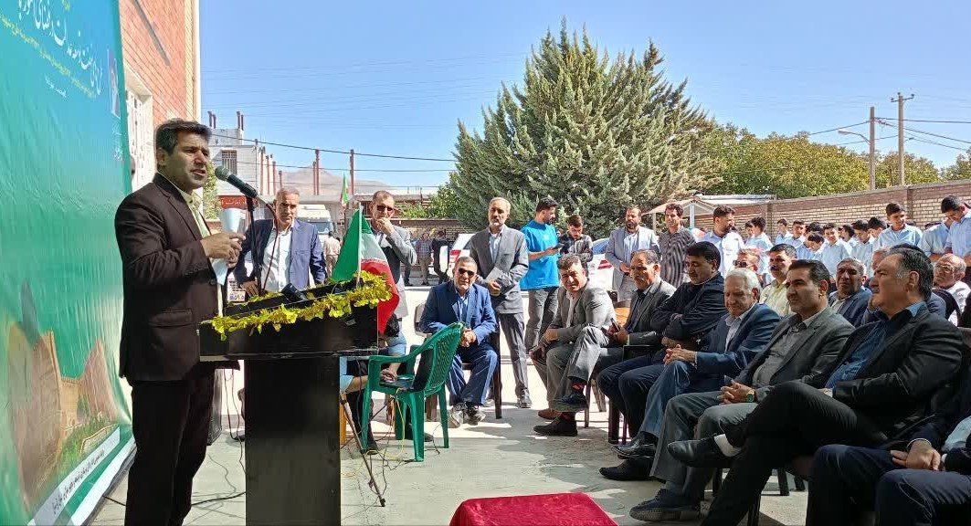 قدردانی رئیس آموزش و پرورش منطقه زاغه از مسئولان و مردم در افتتاح مدرسه «قلم ۱۲»