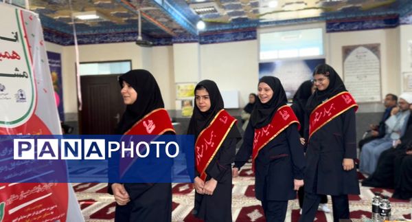 برگزاری انتخابات همیاران مشاور در مدارس شاهد شهرستان بوشهر