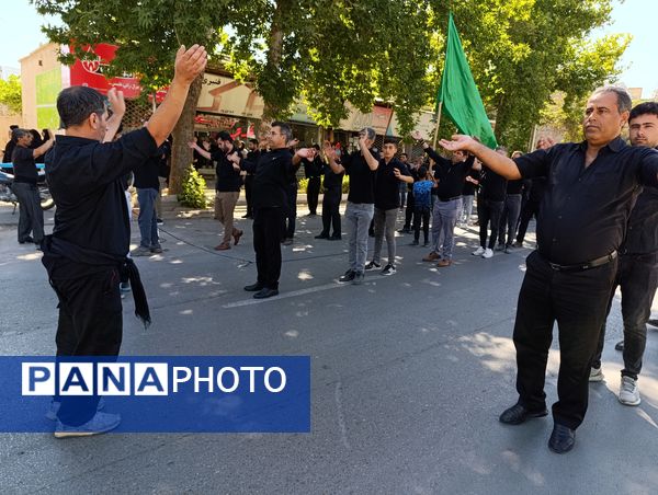 عاشورای حسینی در آشخانه و ۷۲ دیگ غذای نذری