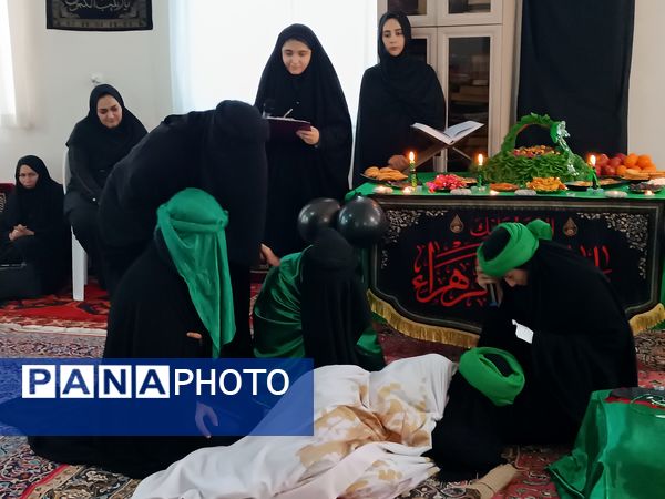برگزاری برنامه‌ ویژه، به مناسبت ایام فاطمیه در امامزاده نیار اردبیل