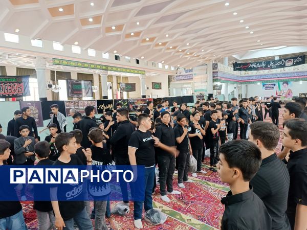 سوگواره احلی من‌‌العسل با حضور دانش‌آموزان آذرشهری 