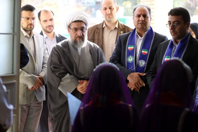 دختران، بانوان و مادران مایه افتخار و پشتوانه پیشرفت کشور هستند