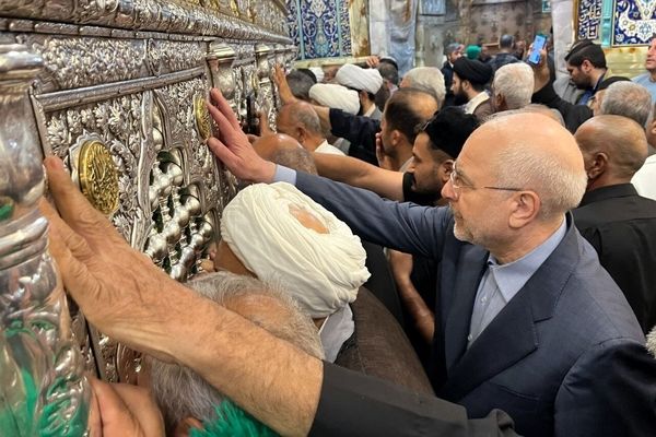 «قالیباف» حرم مطهر حضرت معصومه (س) را زیارت کرد