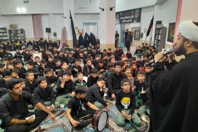 مراسم سوگواری شهادت حضرت فاطمه زهرا(س) در مدارس ابرکوه