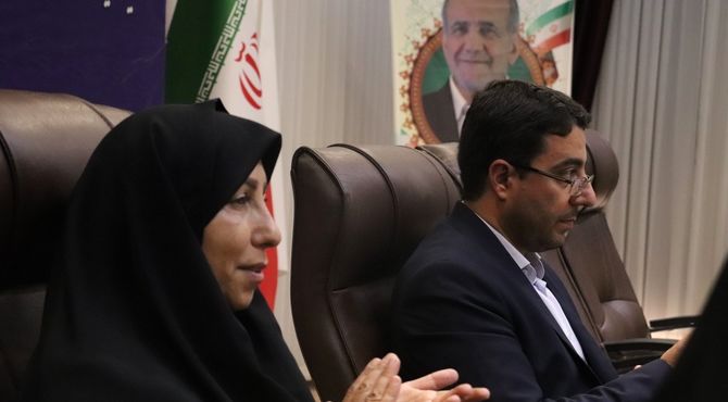 اختتامیه سیزدهمین جشنواره تجارب برتر تربیتی و یازدهمین جشنواره الگوهای تدریس برتر درس تفکر و سبک زندگی