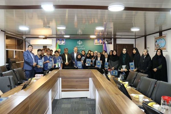 مراسم تجلیل از خبرنگاران دانش آموز