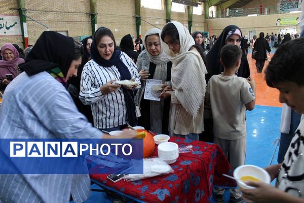 برگزاری جشنواره غذا و صنایع‌دستی در شهرستان نظرآباد