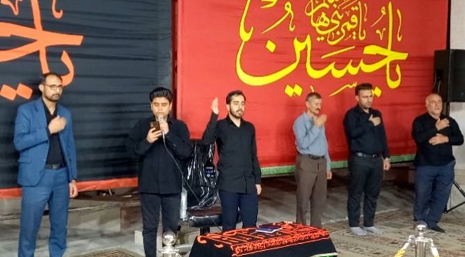 عزاداری شب چهارم محرم به میزبانی آموزش و پرورش ناحیه ۳ شیراز 