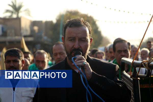 کاروان نمادین حضور امام رضا (ع) در یزد