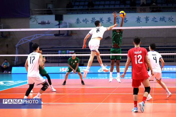 مسابقات دانش‌آموزی والیبال زیر ۱۵ سال قهرمانی جهان (ایران - عربستان)