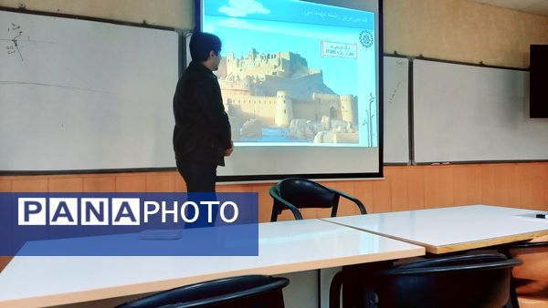 بازدید دانش‌آموزان مدارس هیأت امنایی فرزانگان و شهدای مدافع حرم از دانشگاه صنعتی شریف 