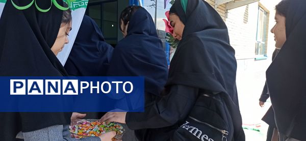 زنگ مهر و مقاومت در مدرسه مردانی آذر ناحیه ۲ تبریز