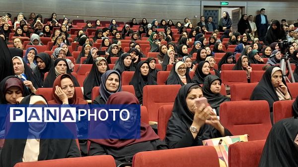 تجلیل از مقام شامخ معلم در دامغان