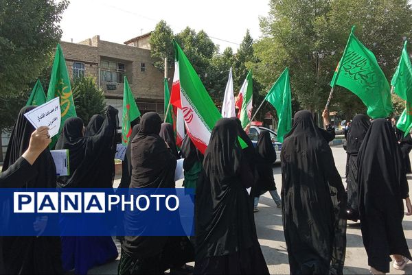 همایش مدافعان حریم خانواده در لردگان 