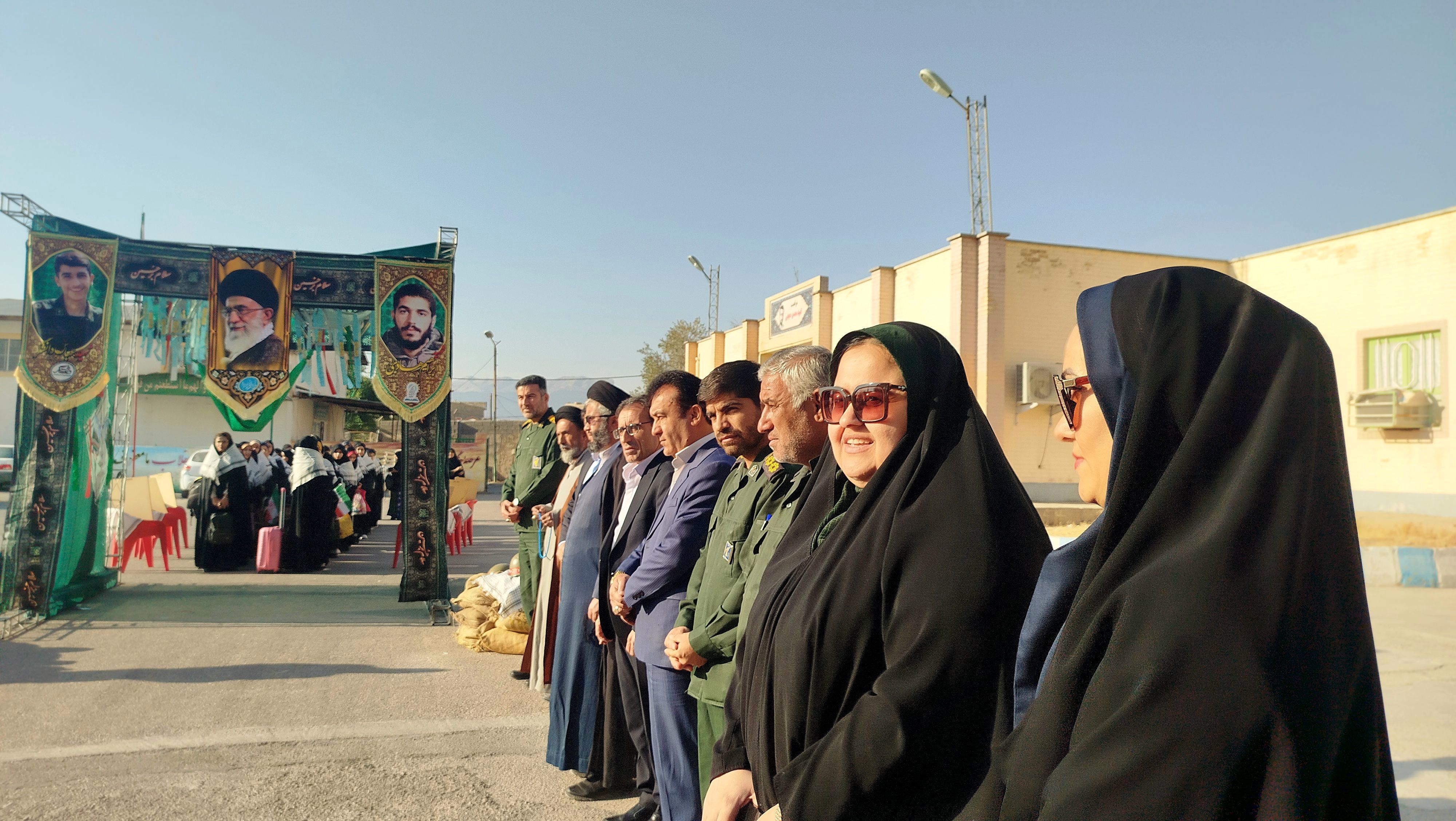 اعزام ۴۰ دانش‌آموز دختر لنده‌ای به مناطق عملیاتی جنوب کشور