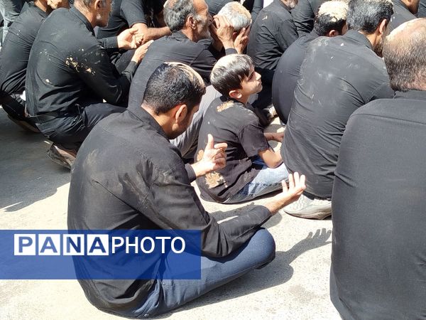 زنان و مردان بن در آیین گل‌زنی؛ هم‌نوا با کاروان کربلا