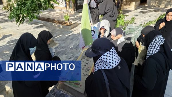 سفر معنوی راهیان نور دانشآموزان دبیرستان دخترانه خلیلی یزد