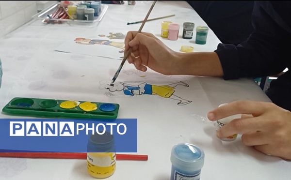 هم صدایی قلم و رنگ در پاسخ به پرسش مهر