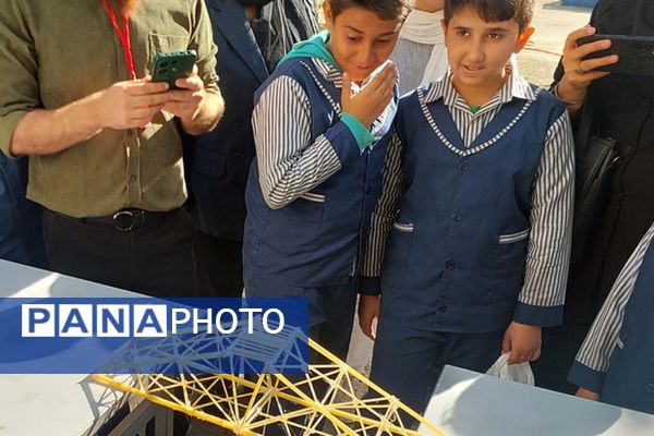 برگزاری مسابقات روز آزمایشگاه در پژوهش سرای بصیرت یک ناحیه دو شهرری 