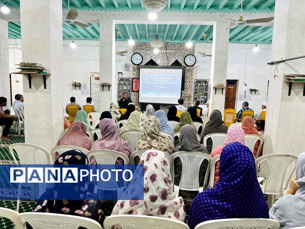 مراسم تجلیل از فرهنگیان بندر گروگ سیریک