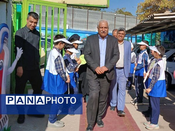 افتتاحیه برنامه «سفیران سلامت دانش‌آموزی» در ناحیه سه