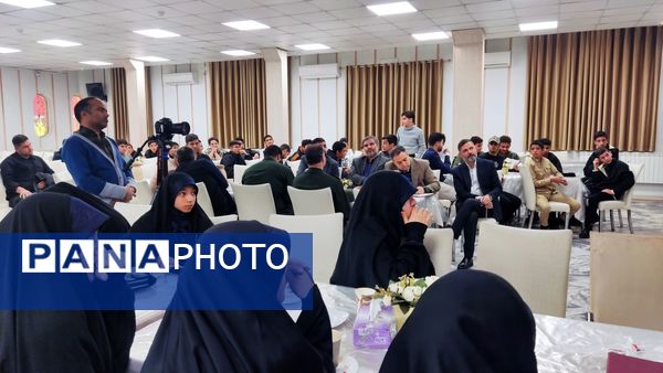 گفتگوی صمیمانه فرماندهان واحد های بسیج دانش آموزی